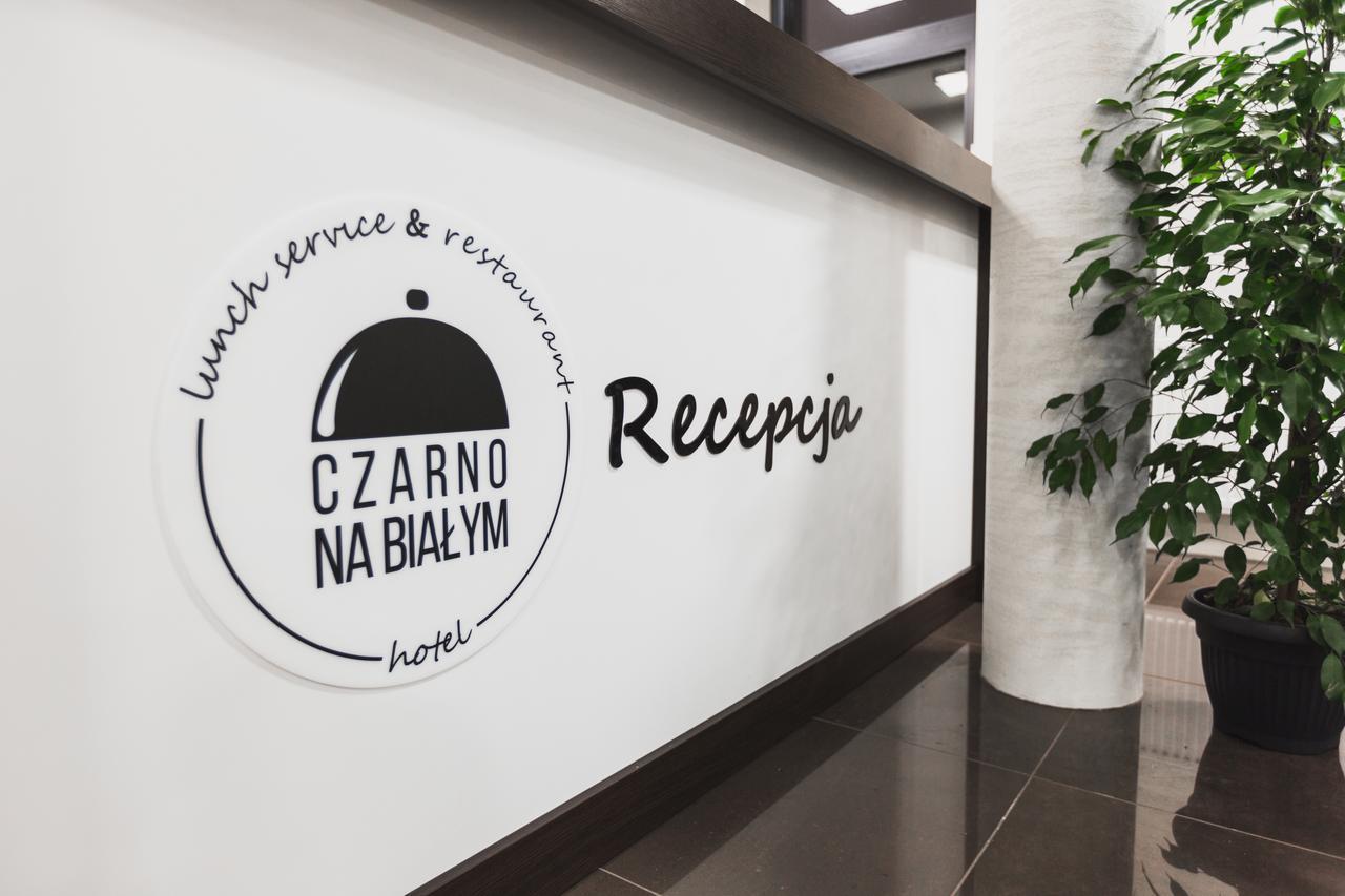 Czarno Na Bialym Krakow Exterior photo