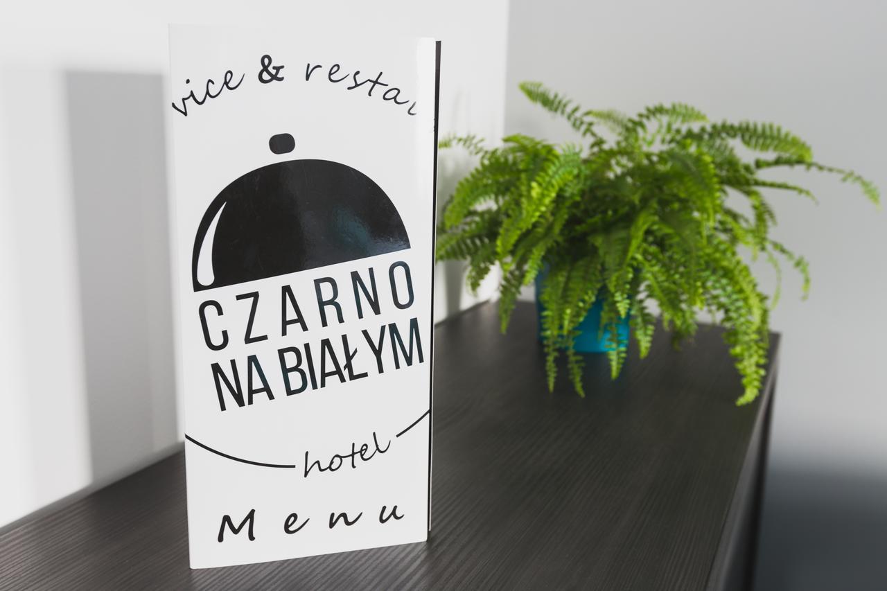 Czarno Na Bialym Krakow Exterior photo